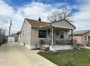 23745 Carlisle Ave, Hazel Park, MI 48030