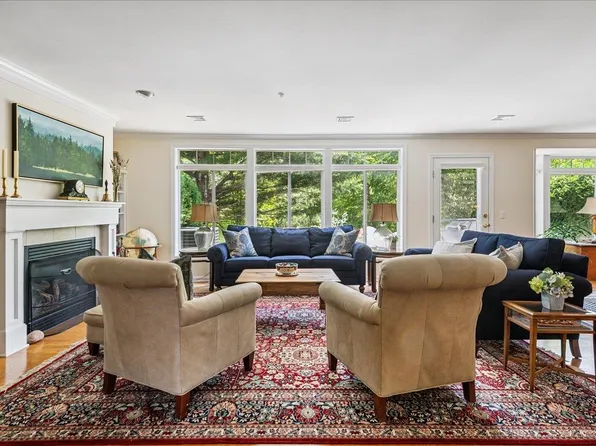 26 Hermit Thrush Lane, South Burlington, VT 05403