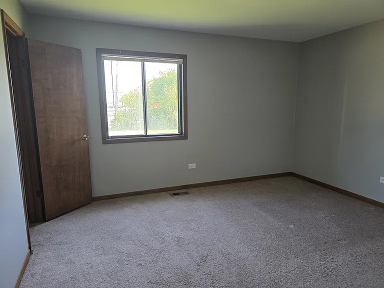Maple Rd — Photo 2