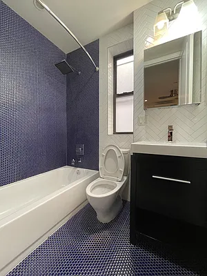 Rented by Avenues Real Estate | media 10