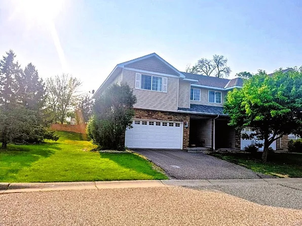 4806 200th St N, Forest Lake, MN 55025