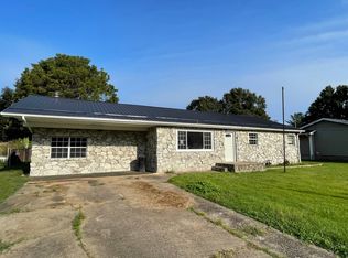 184 Riverbend Blvd, Saint Albans, WV 25177