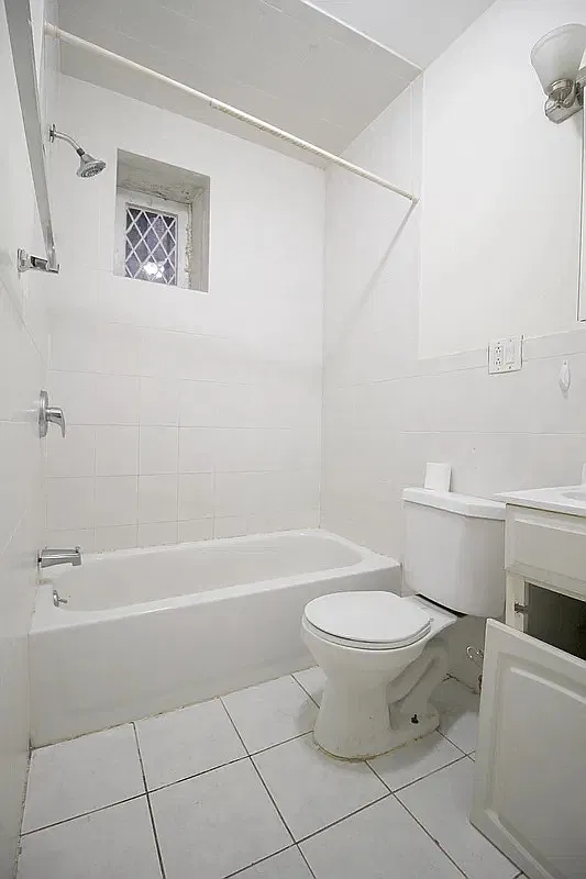 493 Clinton Avenue — Photo 3