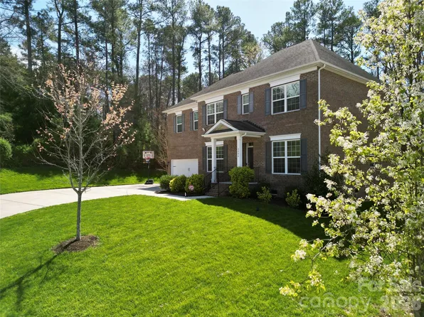 8044 Frances Haven Dr, Harrisburg, NC 28075