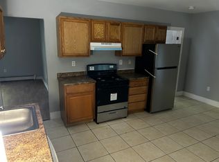 450 Rollstone St #1, Fitchburg, MA 01420