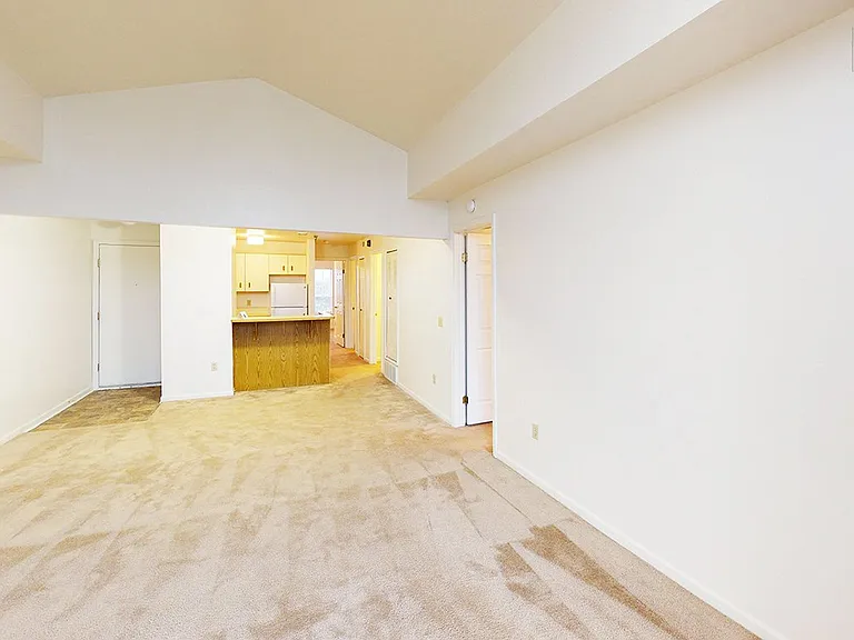Tracy Creek Apartment Homes — Photo 65