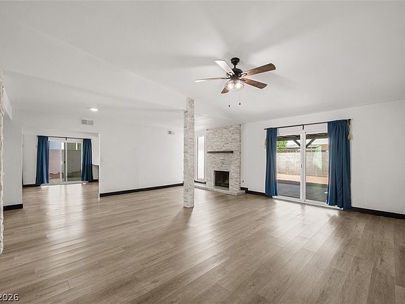 4th image of 4146 E Reno Ave