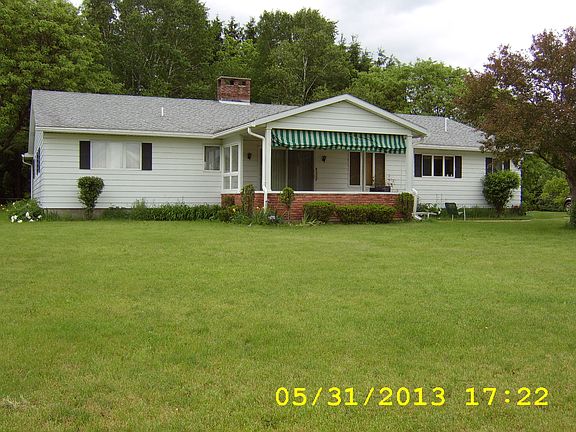 Spacious lawns