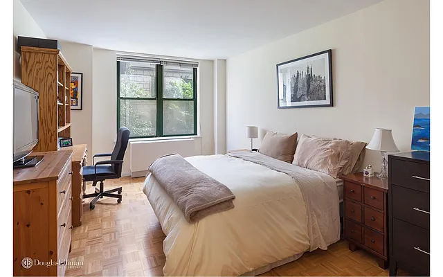 Sold by Douglas Elliman | media 12