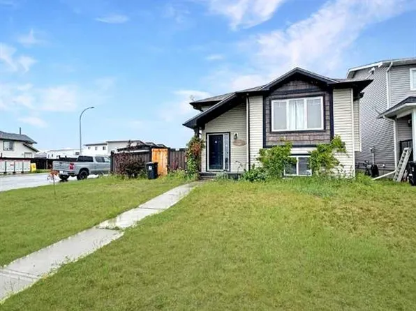9540 113th Ave #1, Grande Prairie County No. 1, AB T8X 5C5