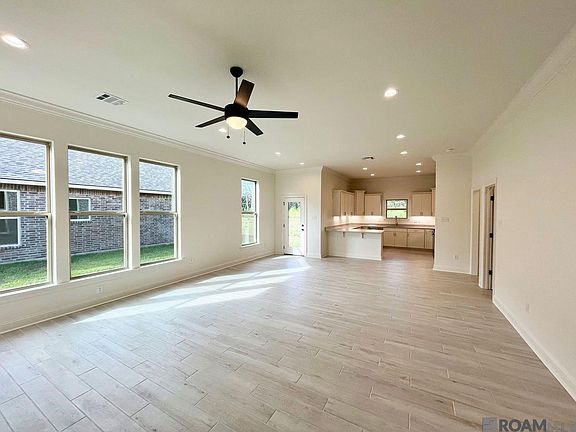 2nd image of 1224 Lakehaven Dr
