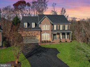 4404 Tuscany Ct, Woodbridge, VA 22192
