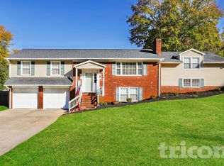 222 Vandyke St, Kernersville, NC 27284