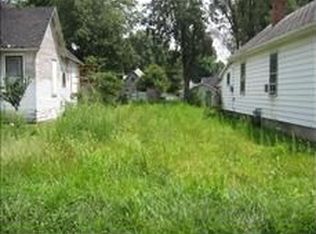 1127 N 9th St, Terre Haute, IN 47807