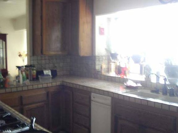 3rd image of 8297 Lakeview Ln