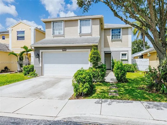 305 S Ketch Dr — Photo 3