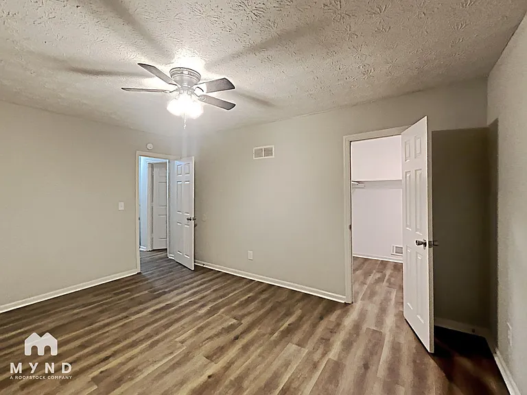 785 Edenton Ct — Photo 15