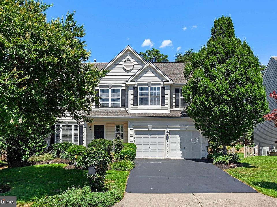 1st image of 9239 Glen Meadow Ln