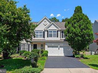 9239 Glen Meadow Ln, Bristow, VA 20136