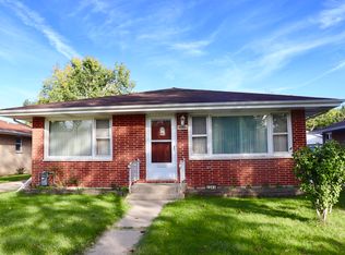 2243 N Jackson St, Waukegan, IL 60087
