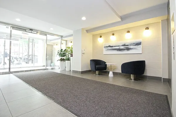 Rented by Modern Spaces | media 14