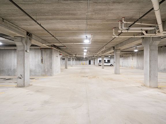 4th image of 825 Bluegrass Cir #212