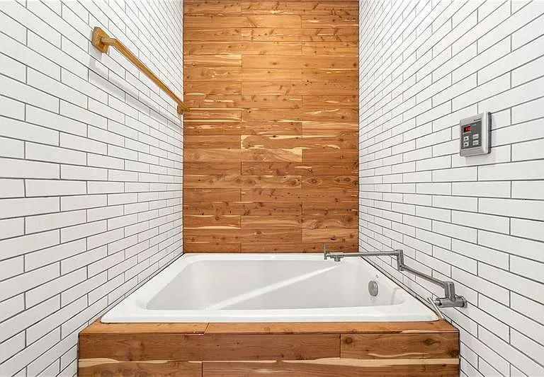 2680 Rosemary St NW — Photo 13