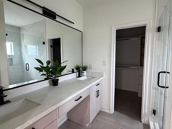 4th image of 5609 Hedgerow Ct
