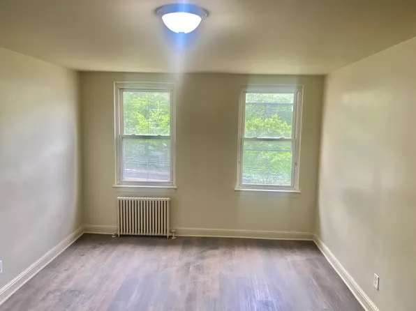 3304 Pennsylvania Ave SE #212, Washington, DC 20020