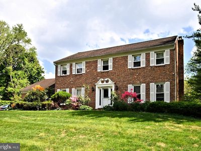 816 Glenn Cir, Wayne, PA, 19087