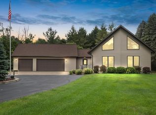 2933 Berringer Rd, Two Rivers, WI 54241