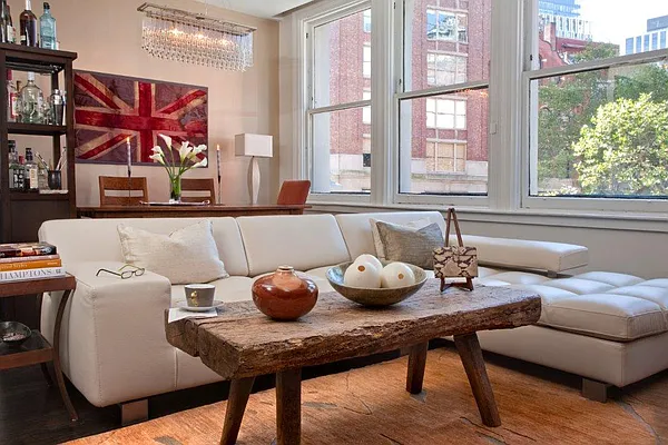 Rented by Brown Harris Stevens | media 32