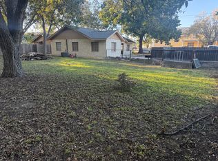 249 Lohmann St, Boerne, TX 78006