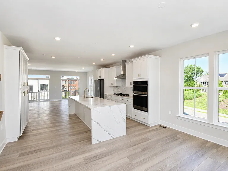 42126 Hazel Grove Ter — Photo 13