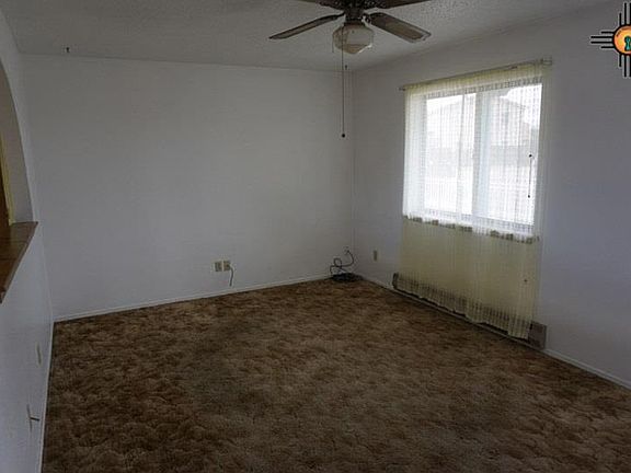 2nd image of 417 Diego St