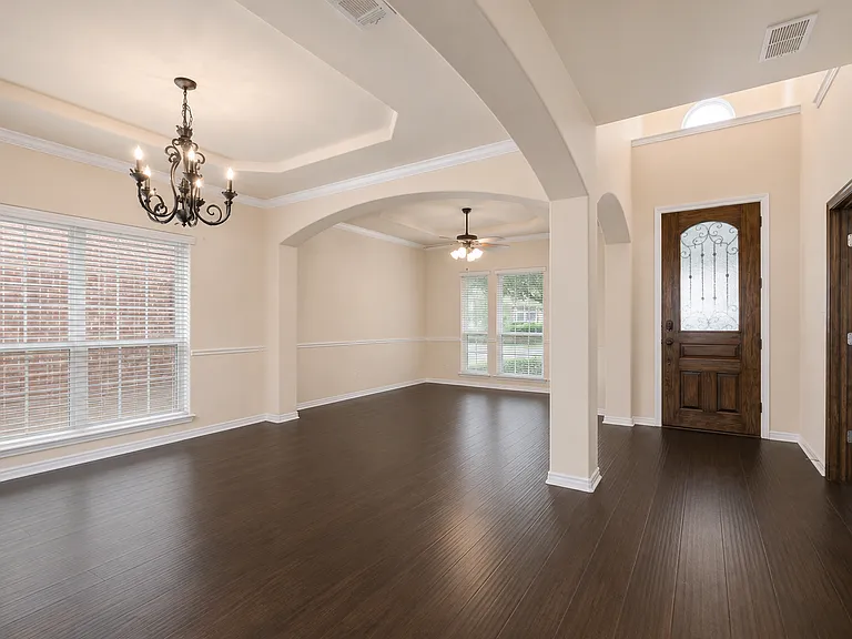 11637 Gatesville Dr — Photo 3