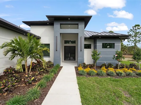 2481 24th Ave NE, Naples, FL 34120