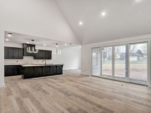 3rd image of 2914 W Marty Street