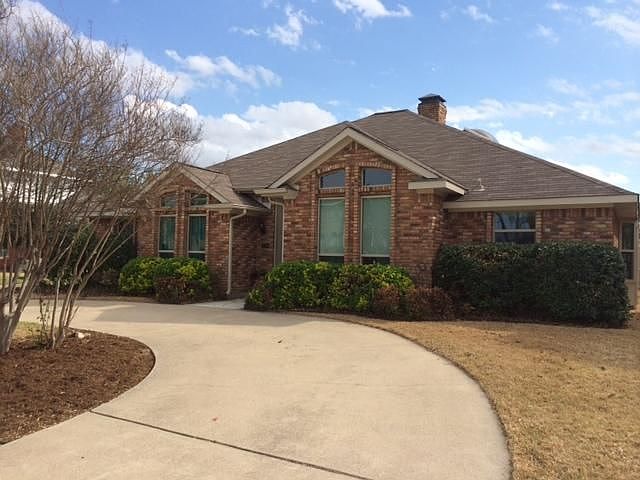 1st image of 3703 Penny Ln