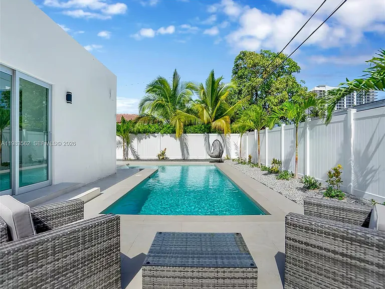 7525 Buccaneer Ave — Photo 31