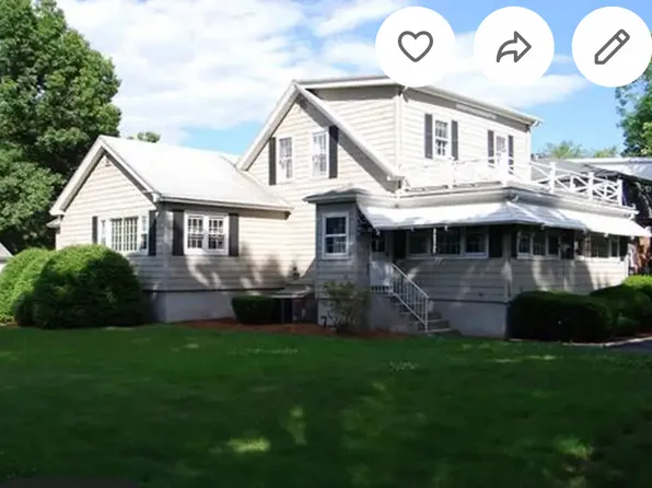 58 Shea St, Lowell, MA 01854
