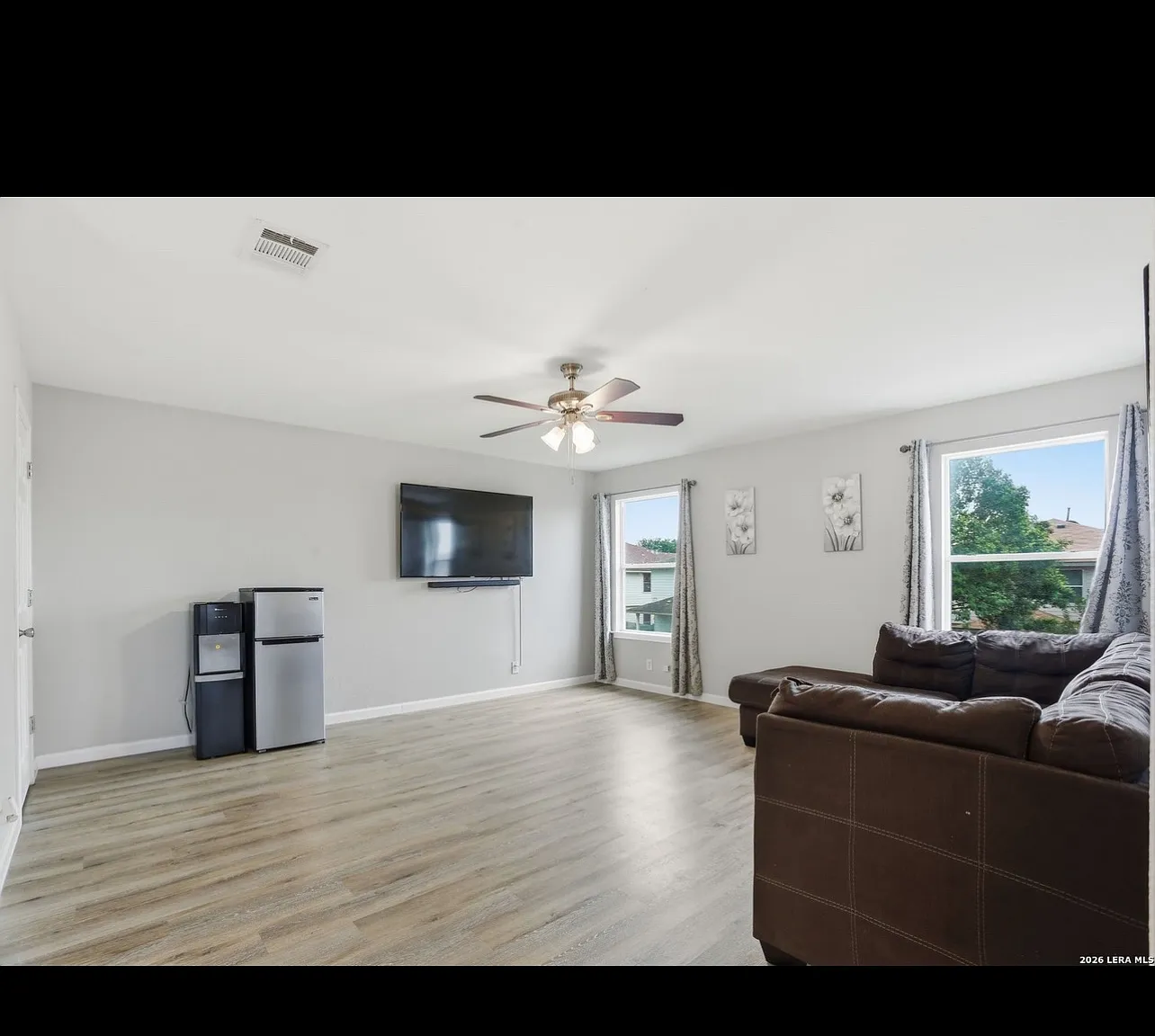 5 bed, 2485 sqft, $2,175 — Photo 4