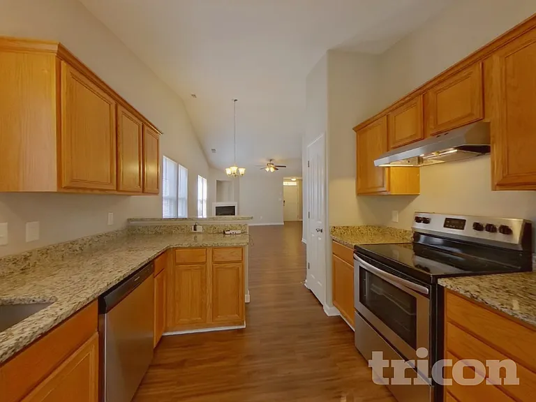 2856 Oasis Ln — Photo 5