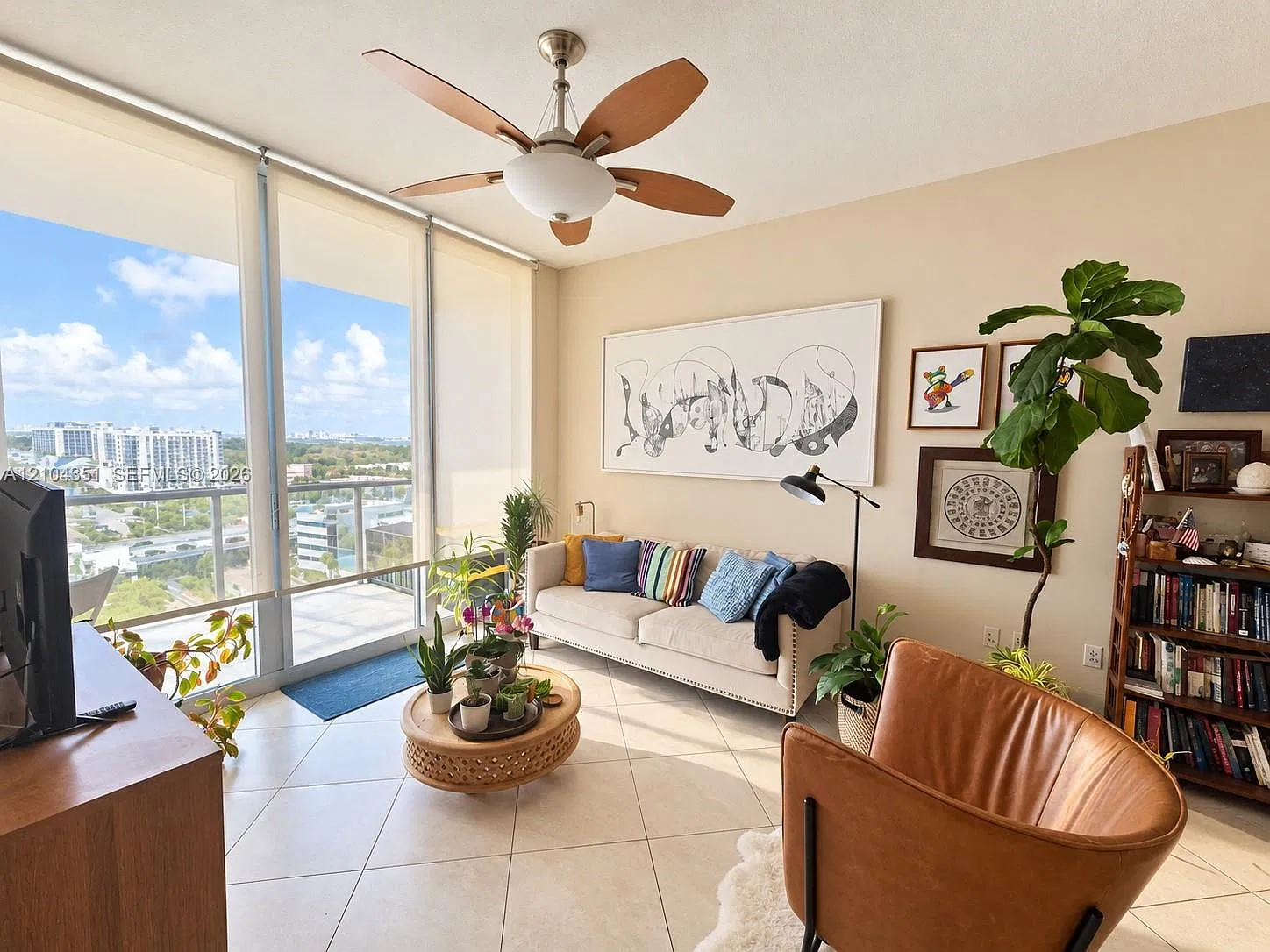Two Midtown Miami Condo — Photo 3