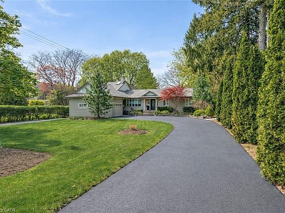 2nd image of 4391 Lakeshore Rd