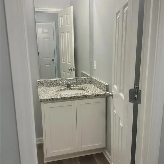 620 Cartecay Dr — Photo 5
