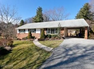10162 Green Clover Dr, Ellicott City, MD 21042