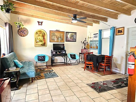4th image of 3113 SW 15th Court
