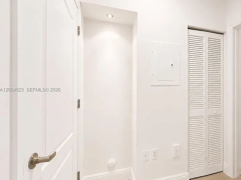 652 NE 63rd St #105 — Photo 18