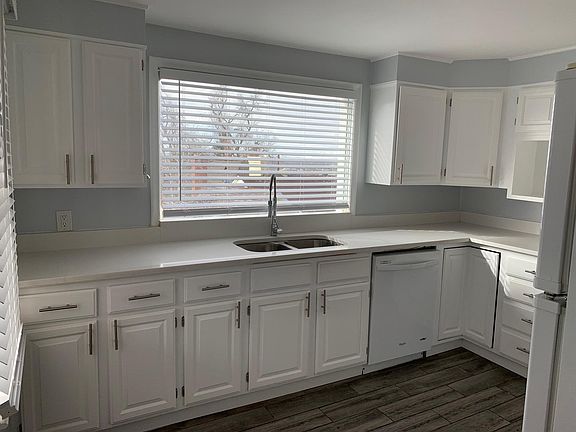 4th image of 527 N Westcapitol St
